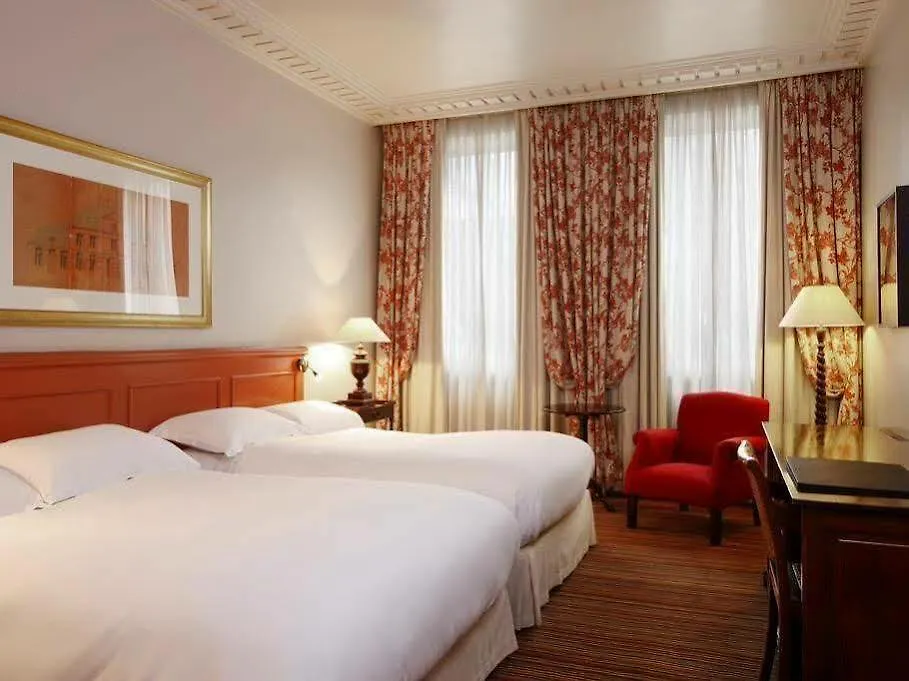 NH Brugge Hotel 4*,