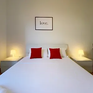 Apartment Comodo E Confortevole Nel Cuore Pulsante Di 