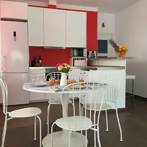 nice-apartment-80-meters-from-the-beach.catalonia-hotels.com/